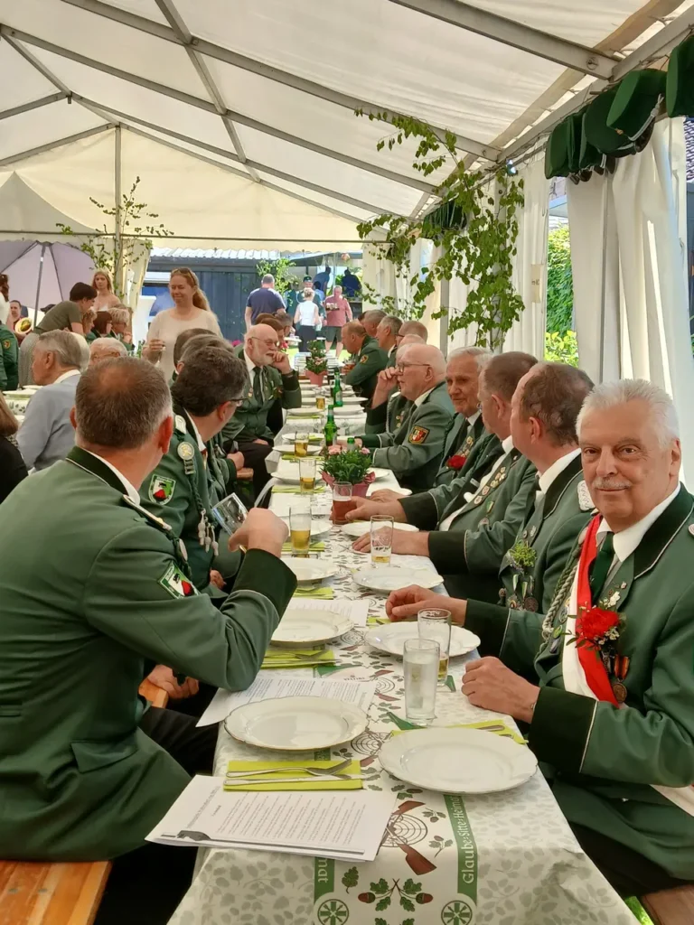 Im Festzelt